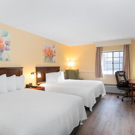 Fireside Inn & Suites West Lebanon Buitenkant foto