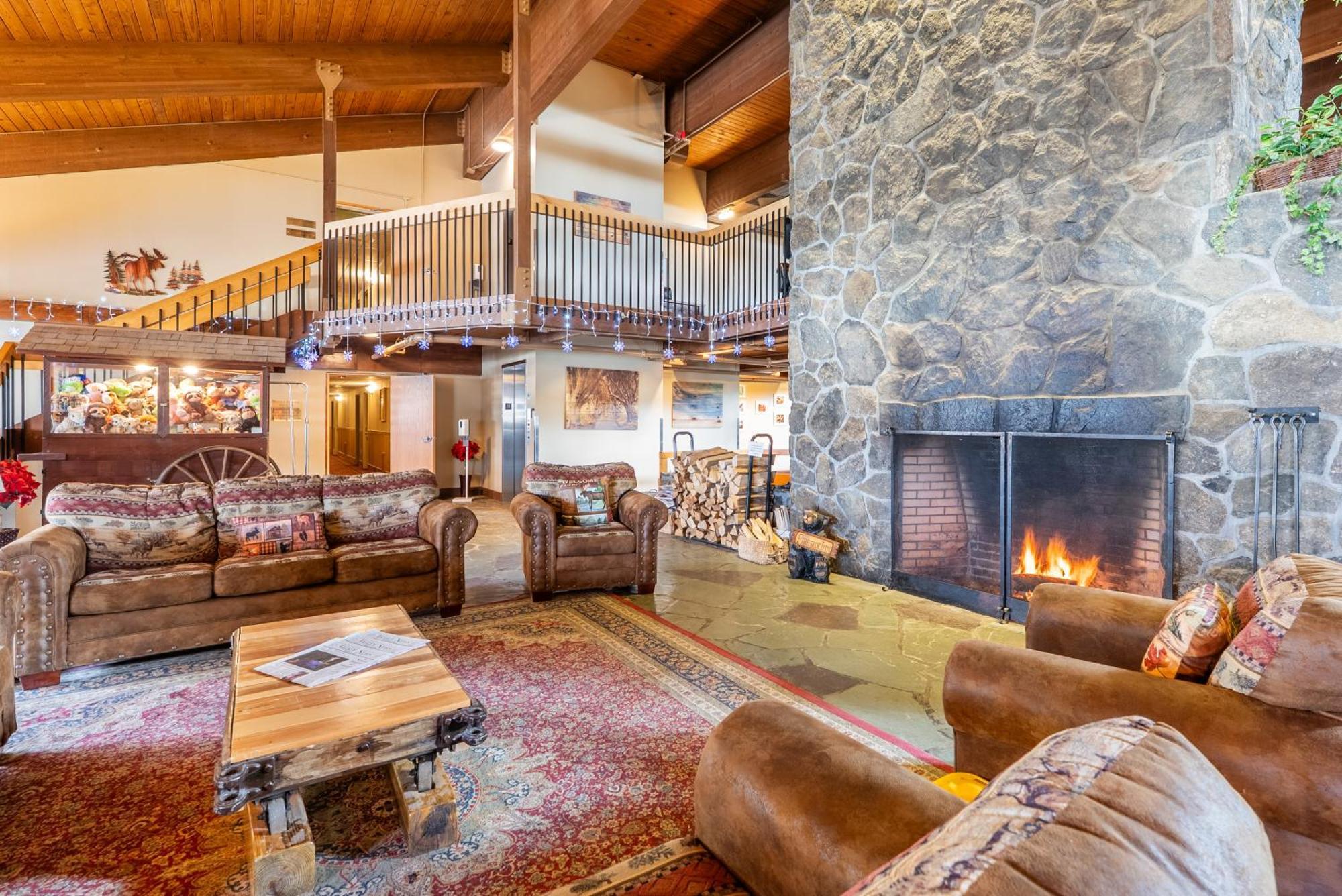 Fireside Inn & Suites West Lebanon Buitenkant foto