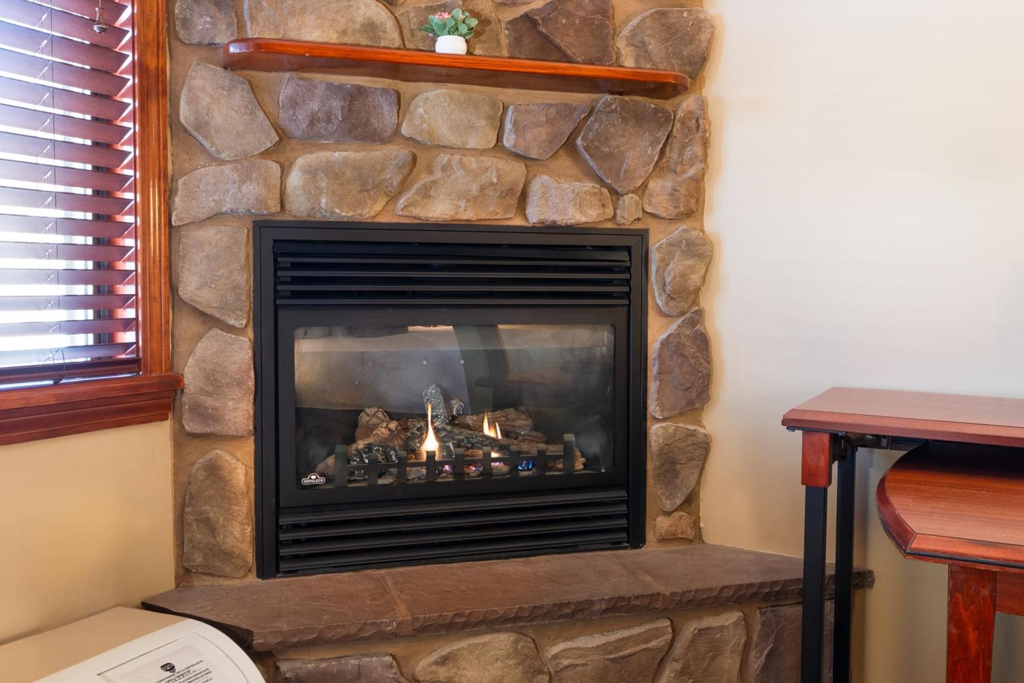 Fireside Inn & Suites West Lebanon Buitenkant foto